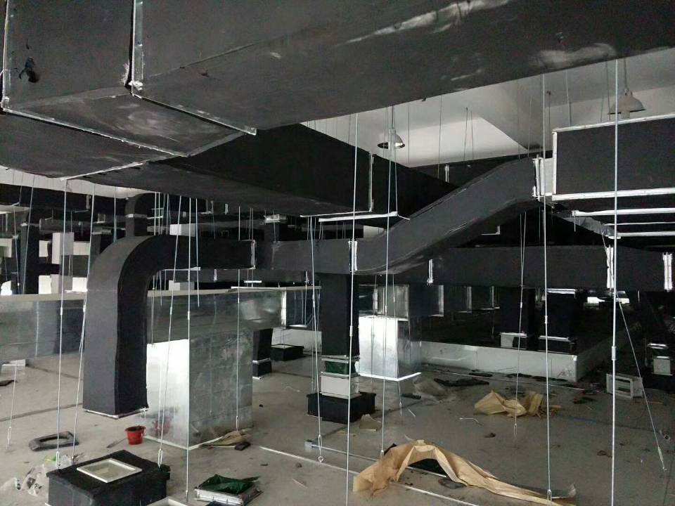 潔凈室系統(tǒng)風(fēng)管安裝哪家好1.jpg